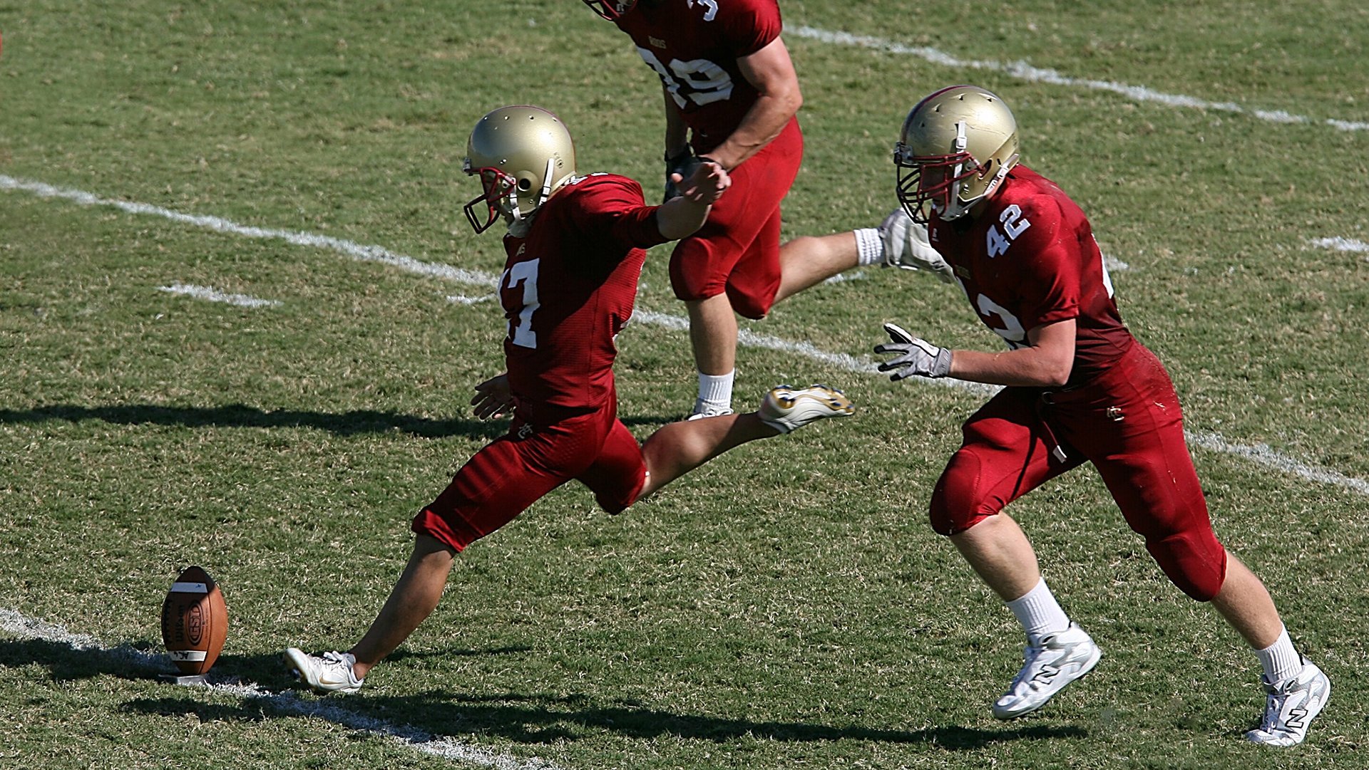 一线明星助阵公益足球赛,推动全民体育精神,体育明星公益活动